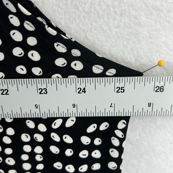 Anne Klein Women’s Top Sz 3X Black & White Polyester/Elastane Knit Zip Front EUC - Picture 9 of 10